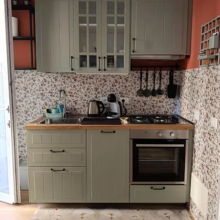 Apartment/studio Il Girasole Апартаменты *