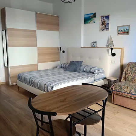 Апартаменты Apartment/studio Il Girasole Рапалло