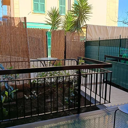 Apartman Apartment/studio Il Girasole Rapallo